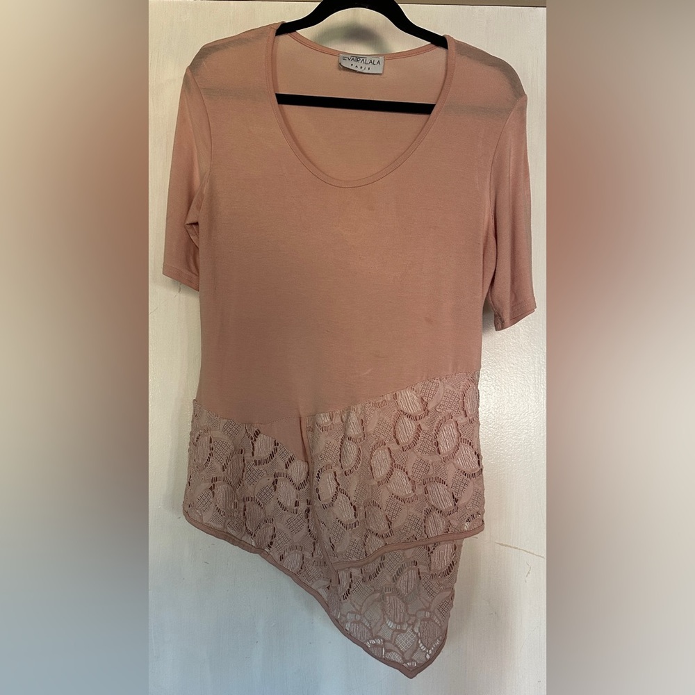 EVATRALALA Paris Dusty Pink Lace Accent Top